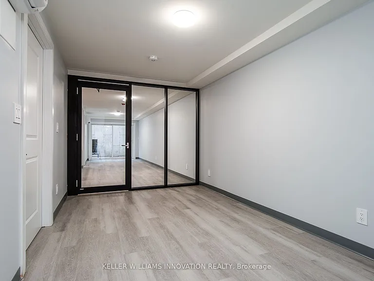 10 Queen St #2 — Photo 18