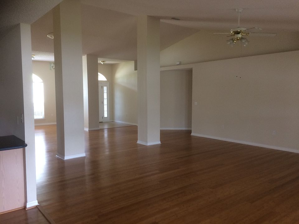 1st image of 16 Lema Ln