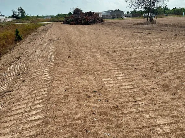 1211 Road 5705, Cleveland, TX 77327