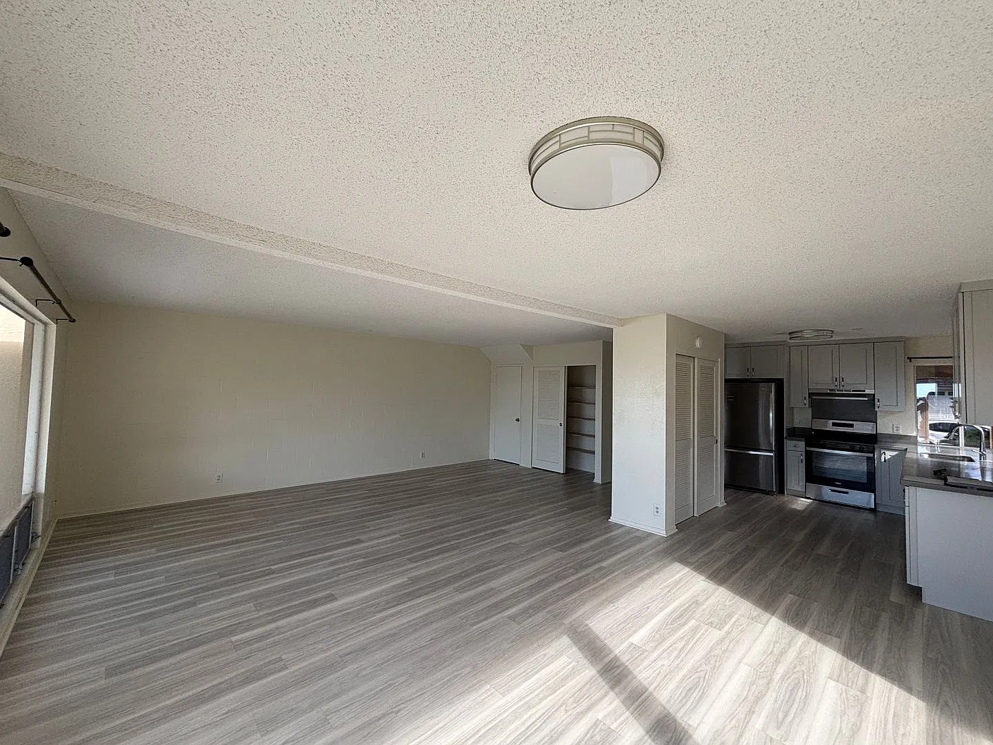 94-1059 Leomana Place — Photo 3