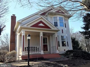 13513 Huntsfield Ct, Herndon, VA 20171