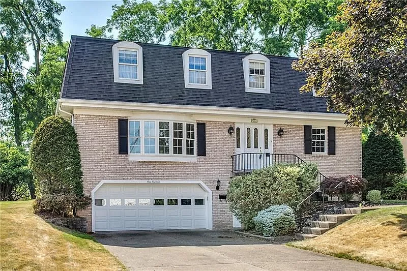 114 Heidcrest Dr photo 1
