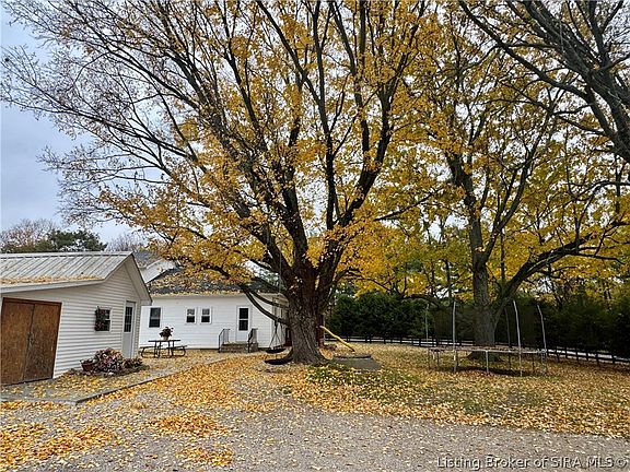3rd image of 2448 N Leval Ratt Road