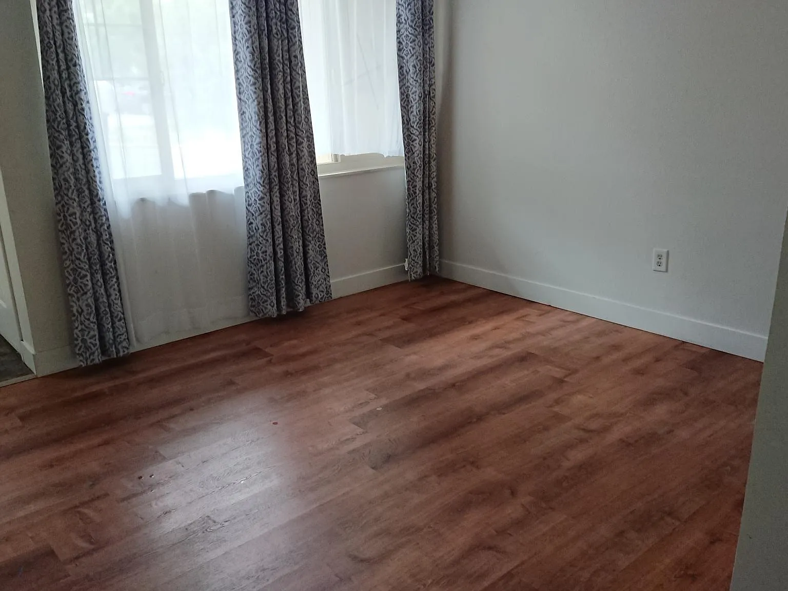 790 W. Moorhead Circle — Photo 3