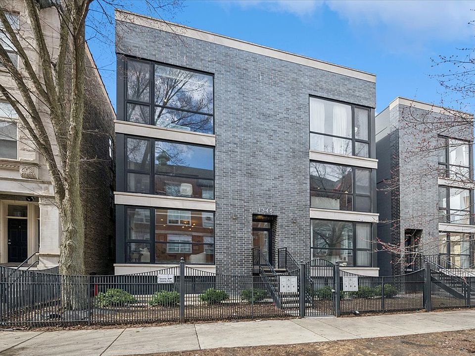 1st image of 1346 N Claremont Ave #1S