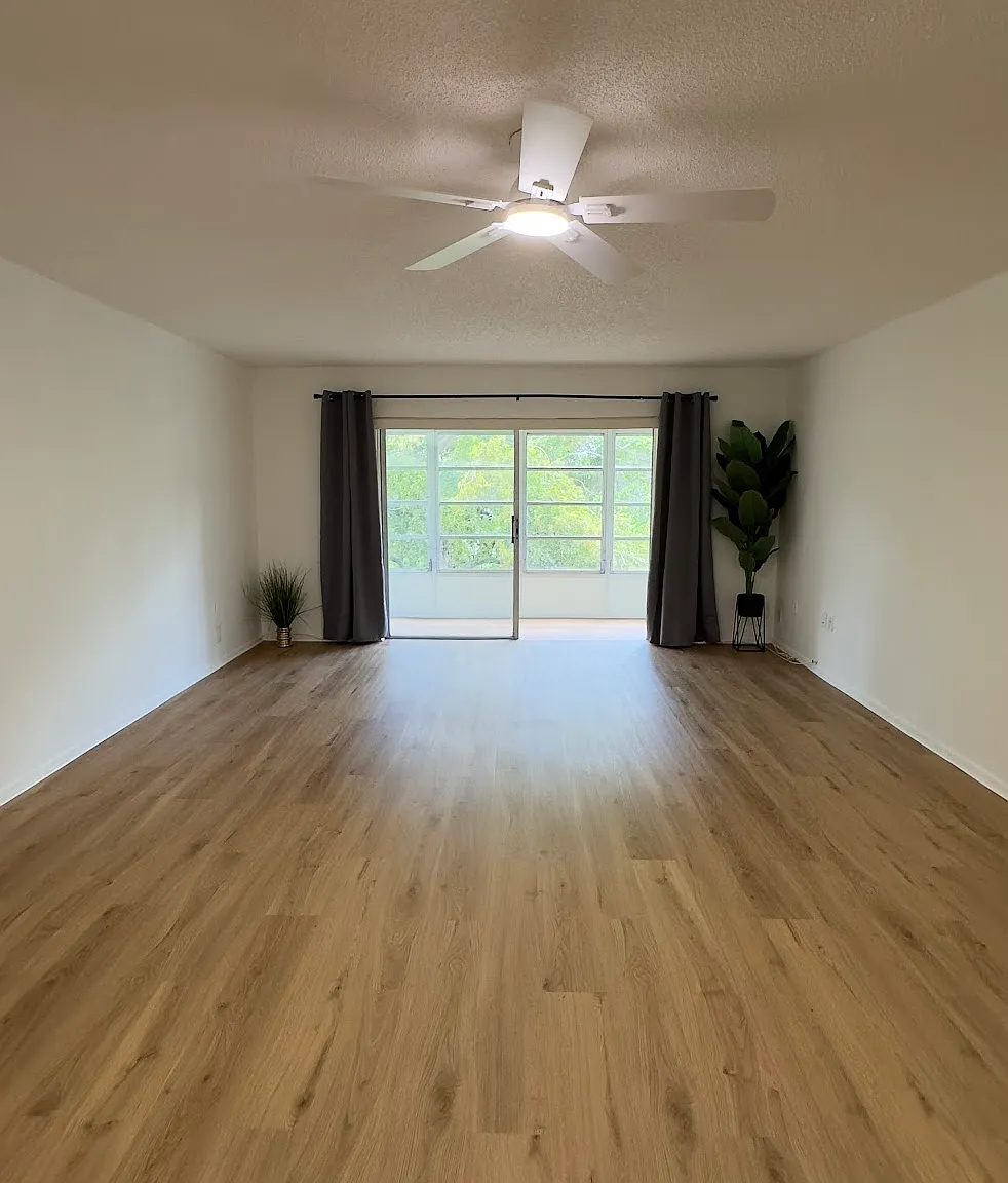 2 bed, 1160 sqft, $1,750 — Photo 1