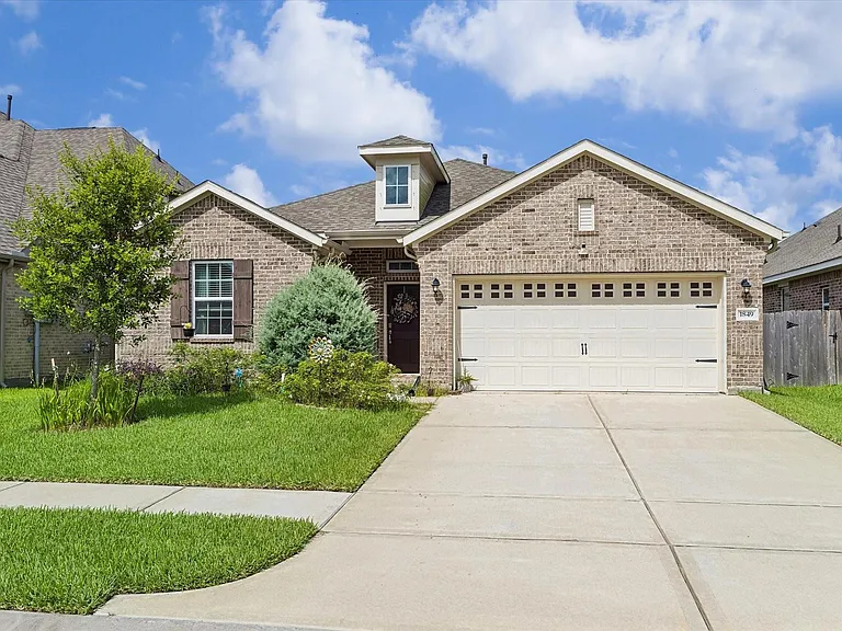 1849 Beau Banks Way — Photo 1