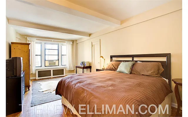 Sold by Douglas Elliman | media 30