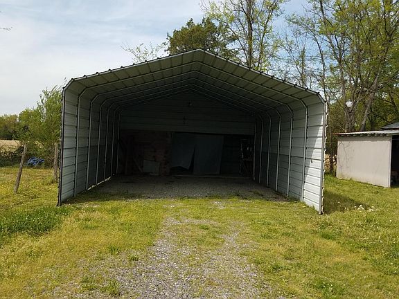 4th image of 240 Lacy Ln
