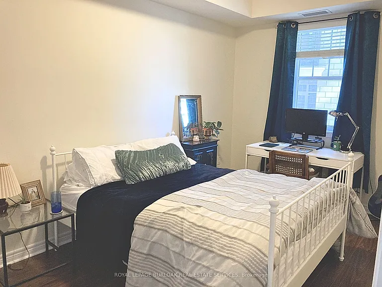 2338 Taunton Rd #310 — Photo 7