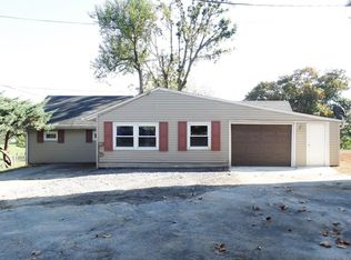 228 Meadow Valley Rd, Ephrata, PA 17522