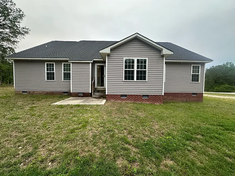 370 Keith Rd — Photo 13