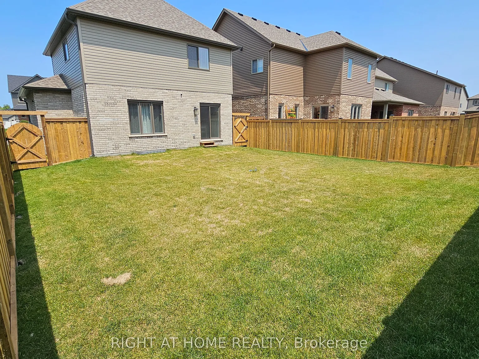 3 bed, $3,300 — Photo 3