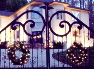 6985 Riverside Dr NW, Atlanta, GA 30328