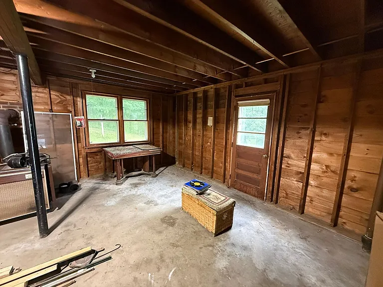 117 Depot St — Photo 32