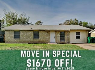 116 Yorkshire Dr, Cedar Hill, TX 75104