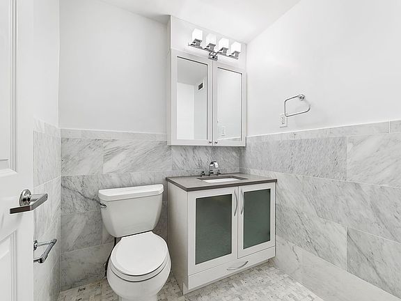 5th image of 200 Rector Pl APT 39F