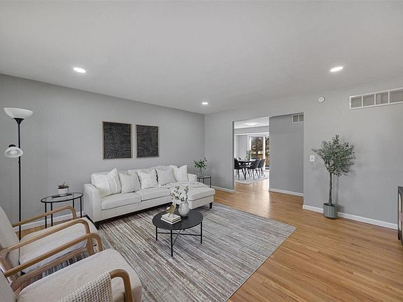 3rd image of 4408 Vandals Dr