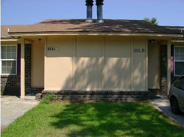 1st image of 115 Roberta Dr #A