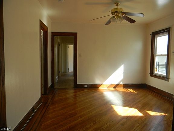 2nd image of 24-26 Monticello Ave
