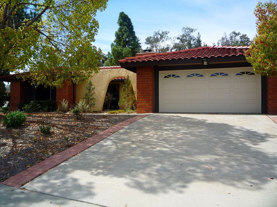 1st image of 230 Dewane Dr