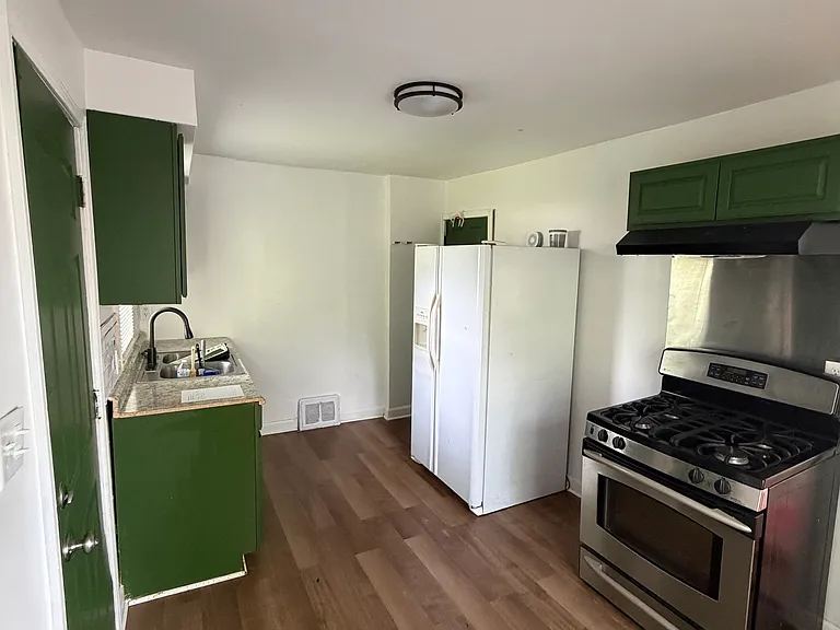 5041 Jefferson St #5041 — Photo 2