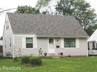 437 Old Village Rd, Columbus, OH 43228