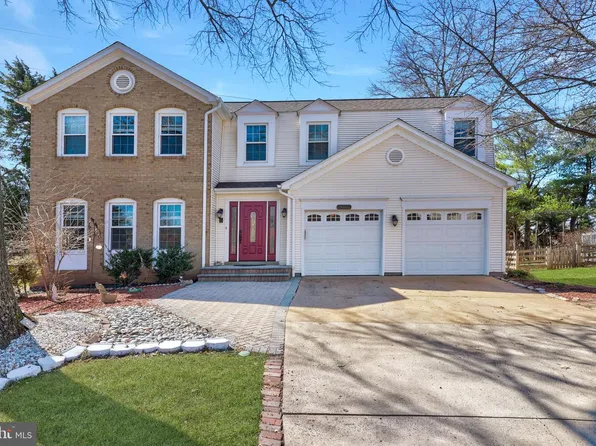 3606 Canoe Birch Ct, Fairfax, VA 22033