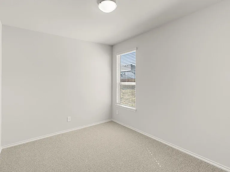 1713 Meadow Crest Dr — Photo 21