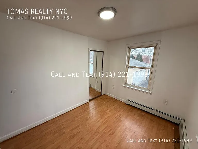 83 Maple Pl — Photo 2