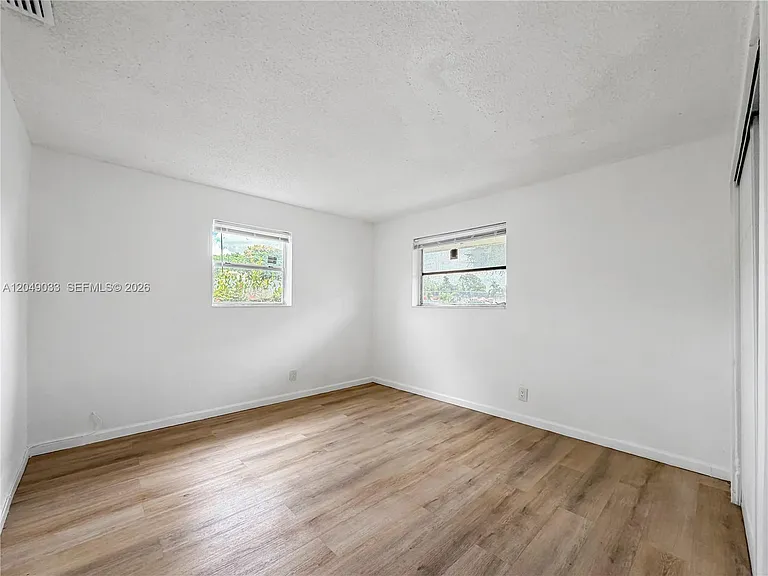 1725 NW 54th Ter #1725 — Photo 9