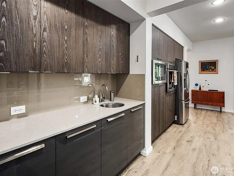 14512 Overlook Dr E — Photo 8