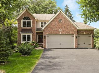 5916 Woodward Ave, Downers Grove, IL 60516