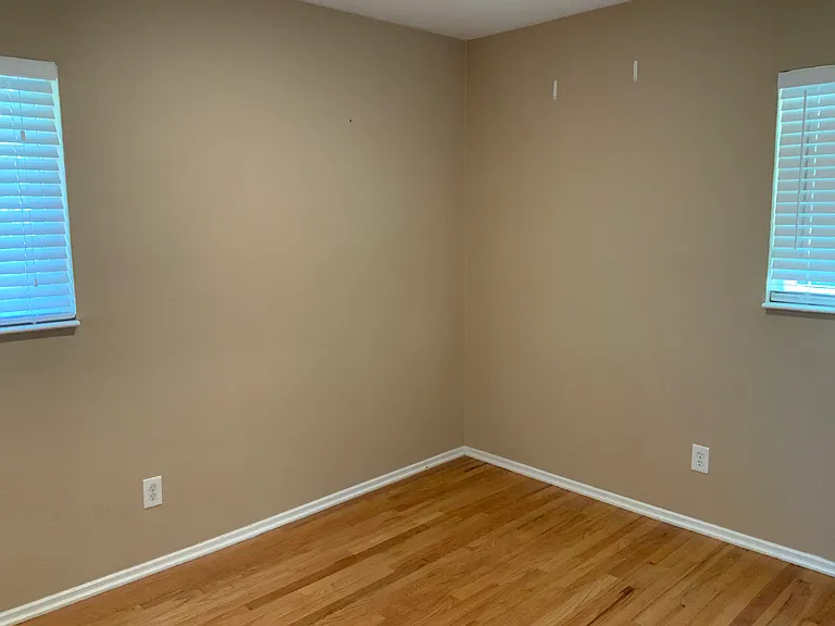 2854 S Yates St — Photo 13