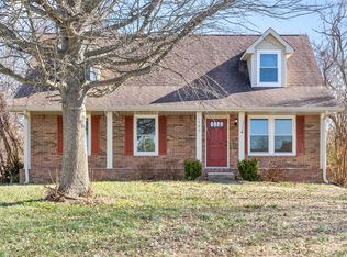 307 Windrush Dr, Clarksville, TN 37042