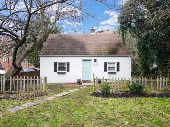 1021 N Stafford St, Arlington, VA 22201