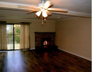 10 Park Crest Ct APT B, Novato, CA