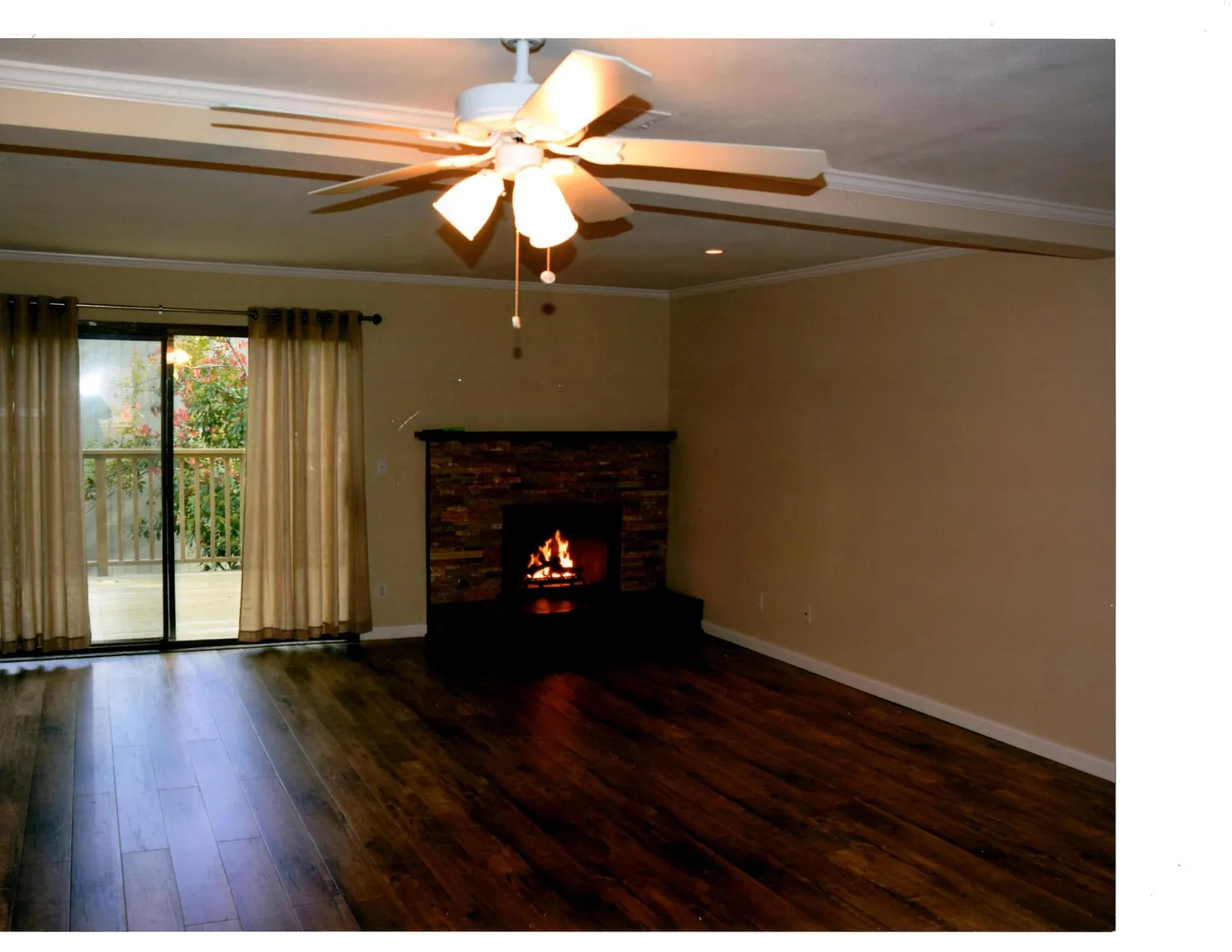 10 Park Crest Ct APT B photo 1
