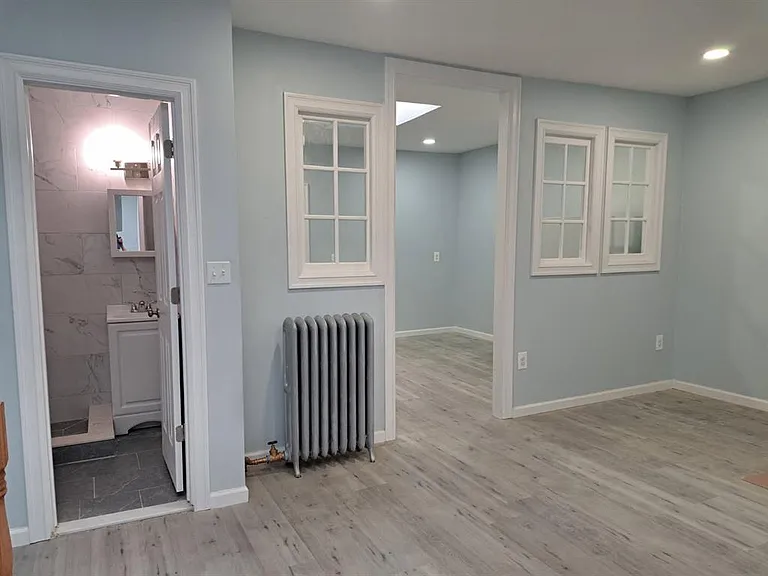 21813 Jamaica Ave #1 — Photo 5