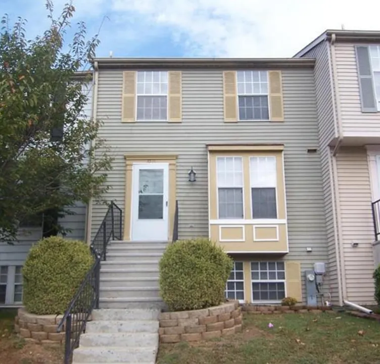 1011 Pirates Ct