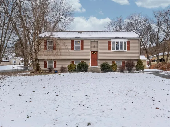 3 Hazelhurst Ave, East Longmeadow, MA 01028