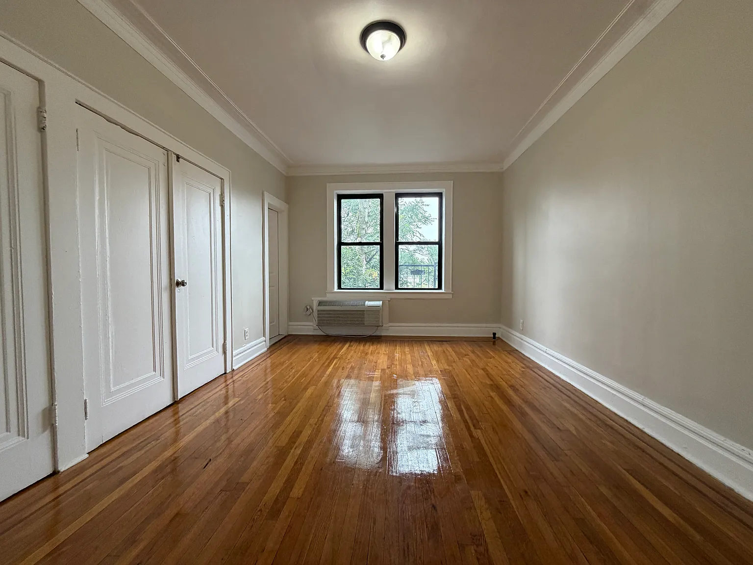 Studio, 500 sqft, $1,300 — Photo 4