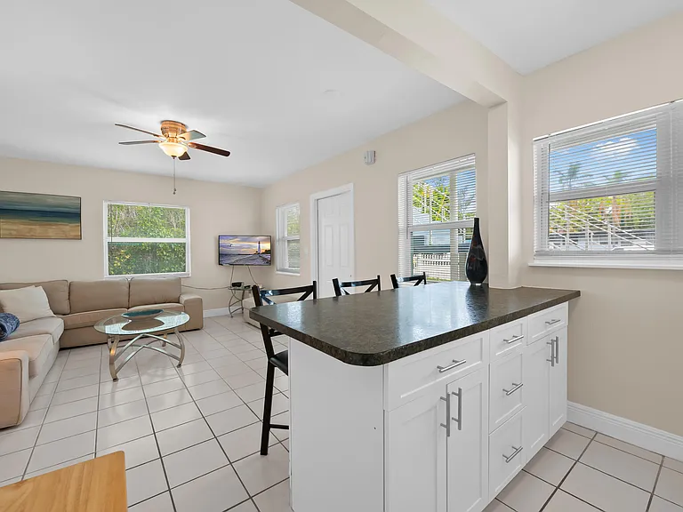 741 Bayshore Dr #16N — Photo 10