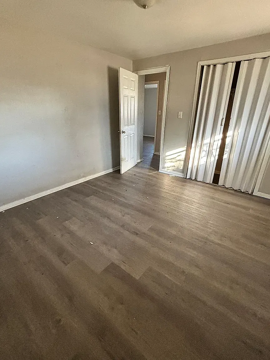 3 bed, 1.5 bath, $1,450 — Photo 3