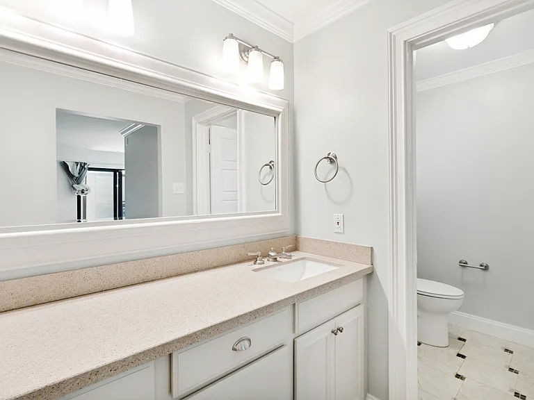 6840 Roundrock Rd — Photo 13