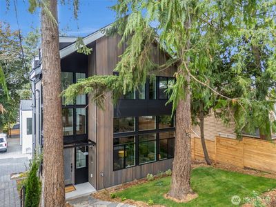 10719 2nd Avenue NW, Seattle, WA, 98177