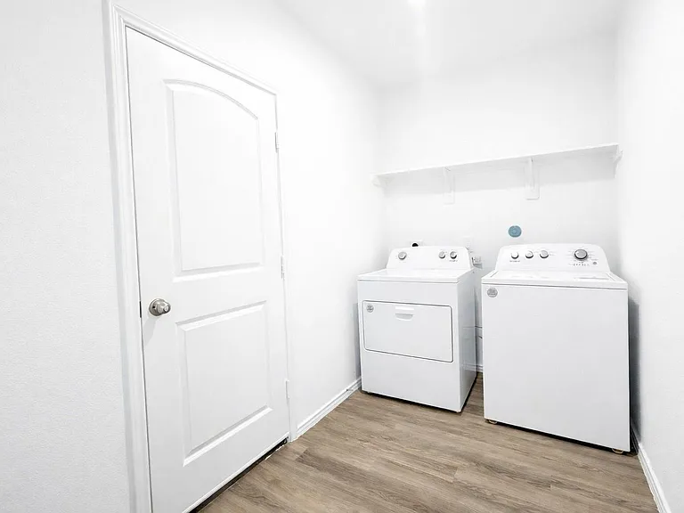 1739 Royal Rim Dr — Photo 12
