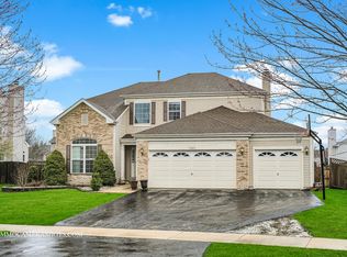 1563 Farmside Ln, Bolingbrook, IL 60490