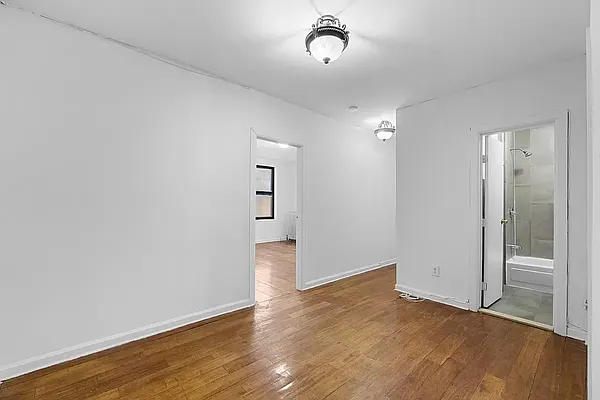 Rented by REAL New York | media 18