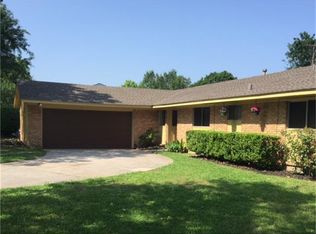 1905 Raintree St, Baytown, TX 77520